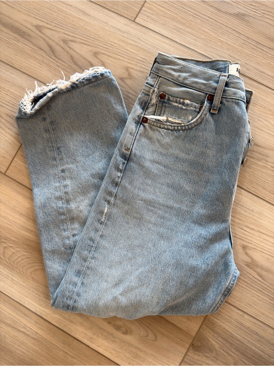 Agolde Denim - Agolde 90’s High Rise Light Blue Cropped Ankle Jeans